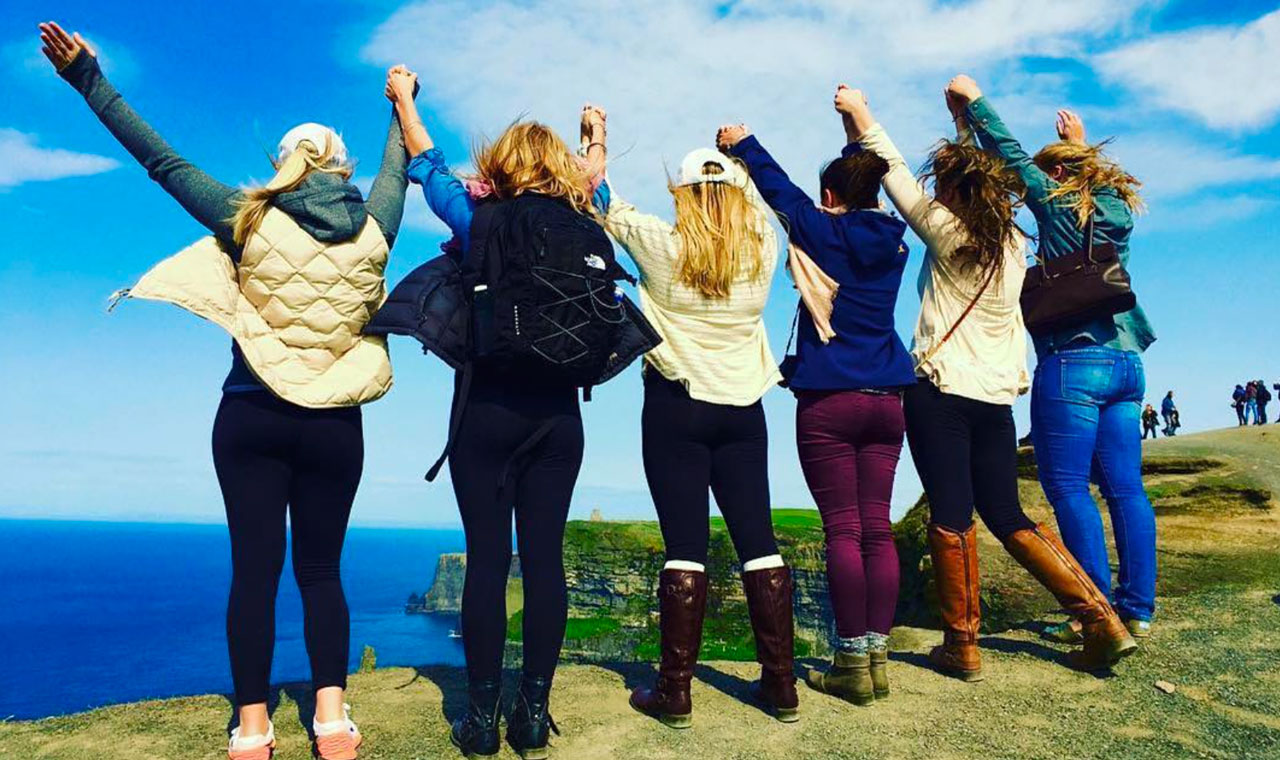 api-abroad-ireland-students-over-ocean-1280×760 Ireland