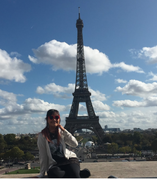 Claire Ketzler in front of Eiffel Tower Claire Ketzler in front of Eiffel Tower